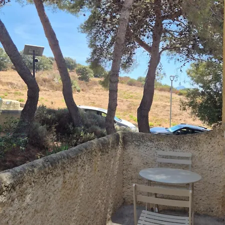 Between Calvi And Ile Rousse Seaside アパート *
